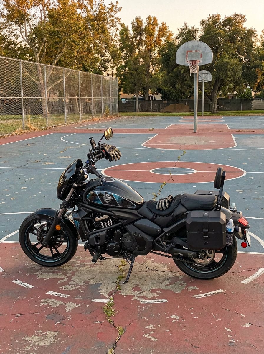 Customer photo review of 20L - Outlaw Quick-Mount Small Kawasaki Vulcan S Leather Wrapped Hard Saddlebags