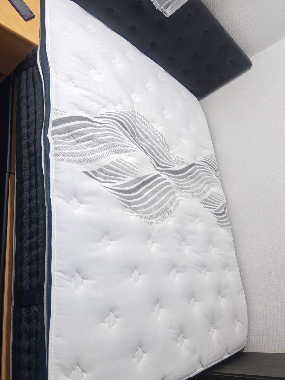 Customer photo review of The Nova Pro 1000 Pocket Memory Foam Mattress