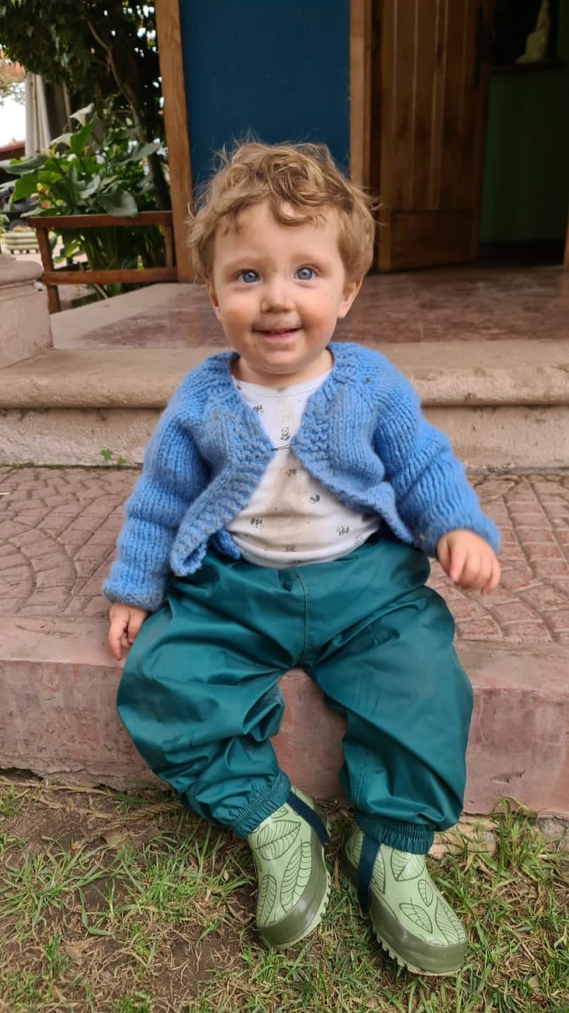 Customer photo review of Pantalón 100% impermeable reciclado 5.000mm marca Muddy Puddles