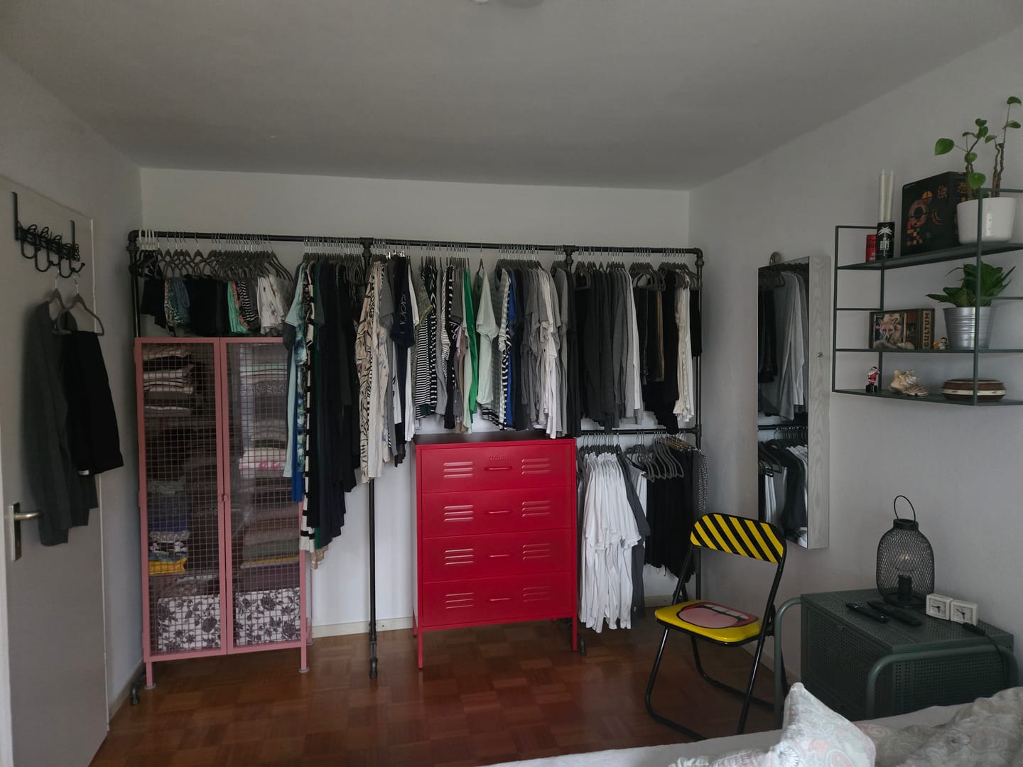 Customer photo review of MAX Freistehende Kleiderstange