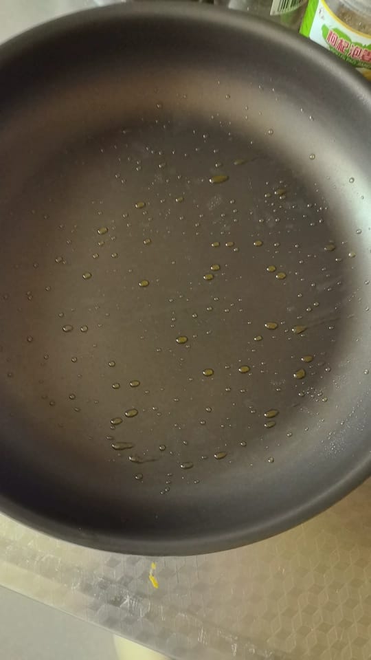 Customer photo review of Pure Pan — Titanium Non-Stick Frying Pan