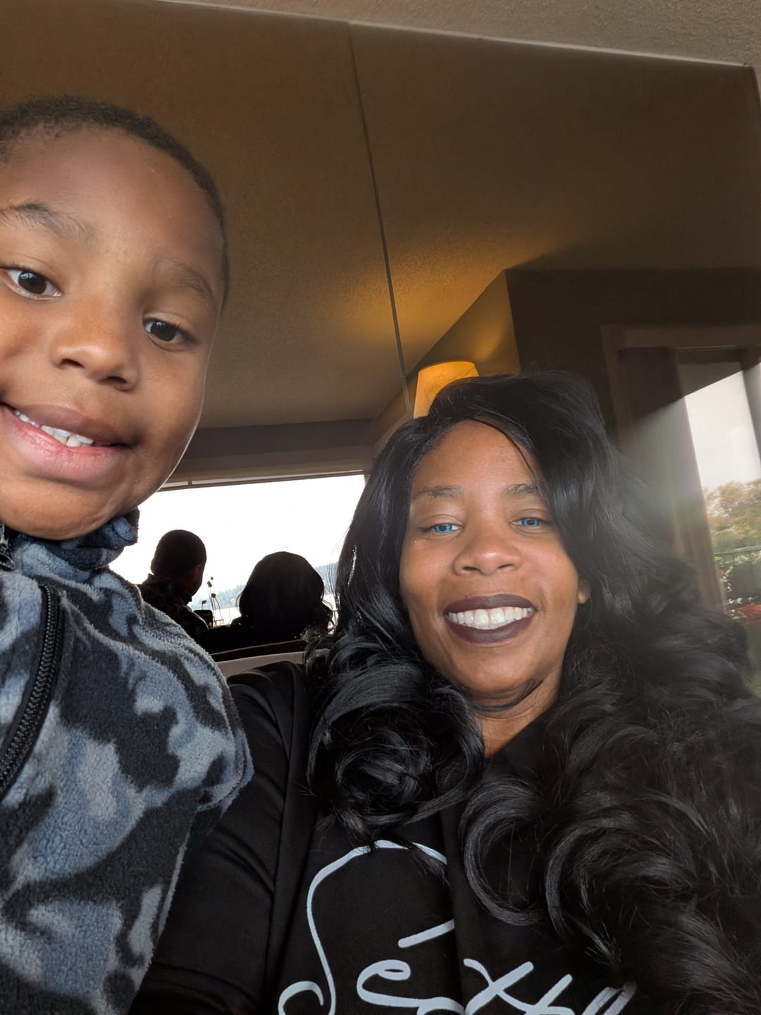 Customer photo review of Zury Sis Beyond 5" Hand-Tied Part Lace Wig - BYD LACE H CHILL