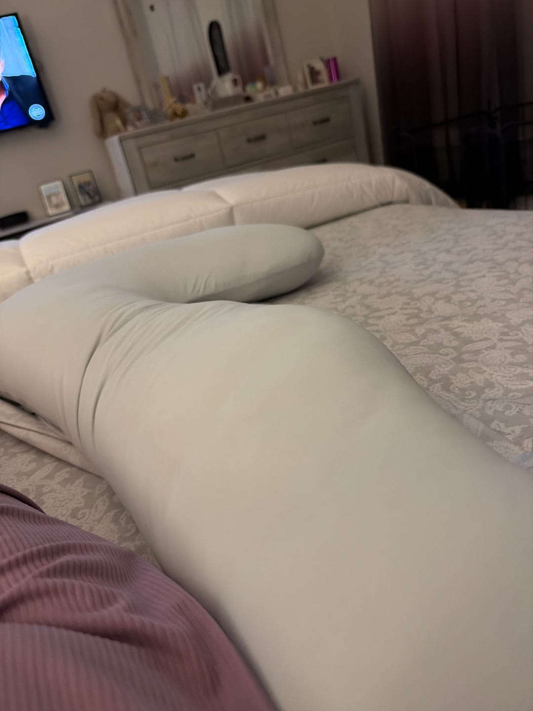 Customer photo review of BodyAlign Plus+ Cooling Pillow