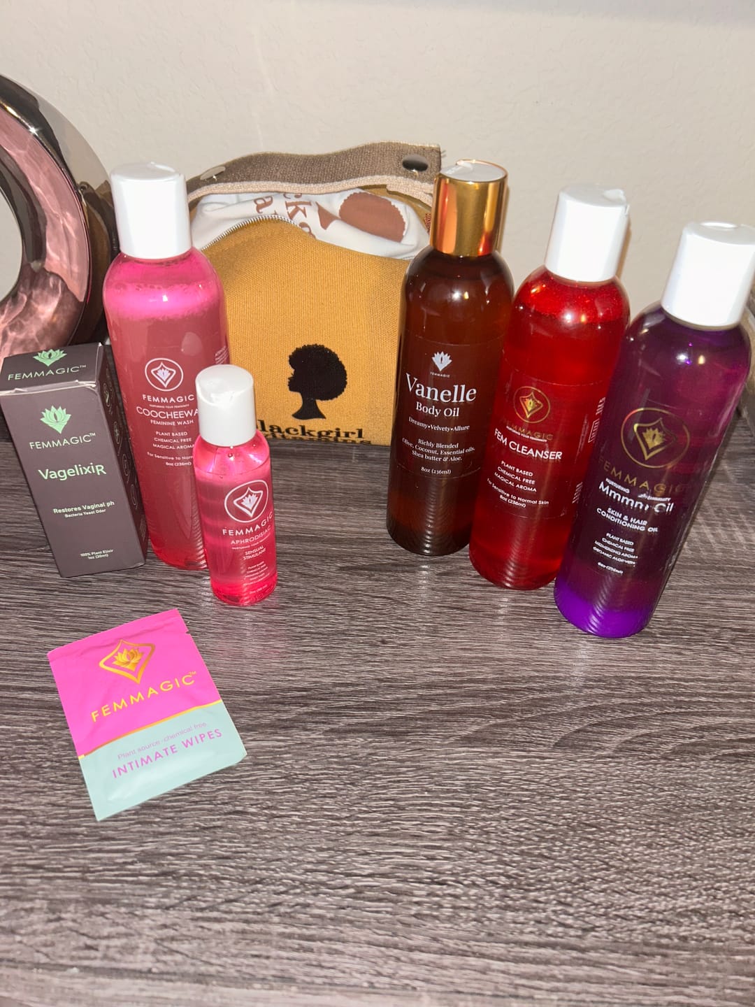 Customer photo review of Vanelle Body Oil – Vanilla Indulgence