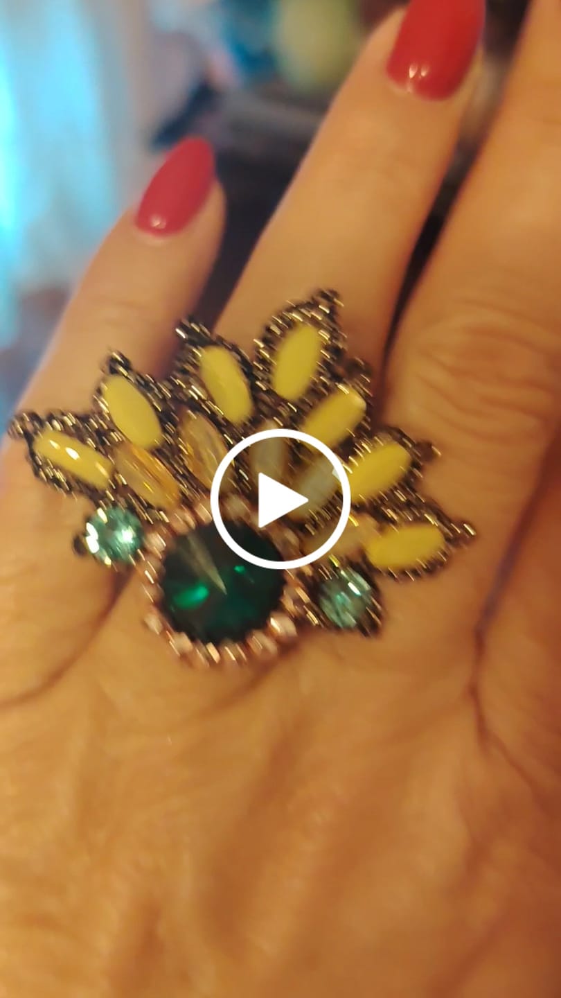 Customer video review of Anello Cimino