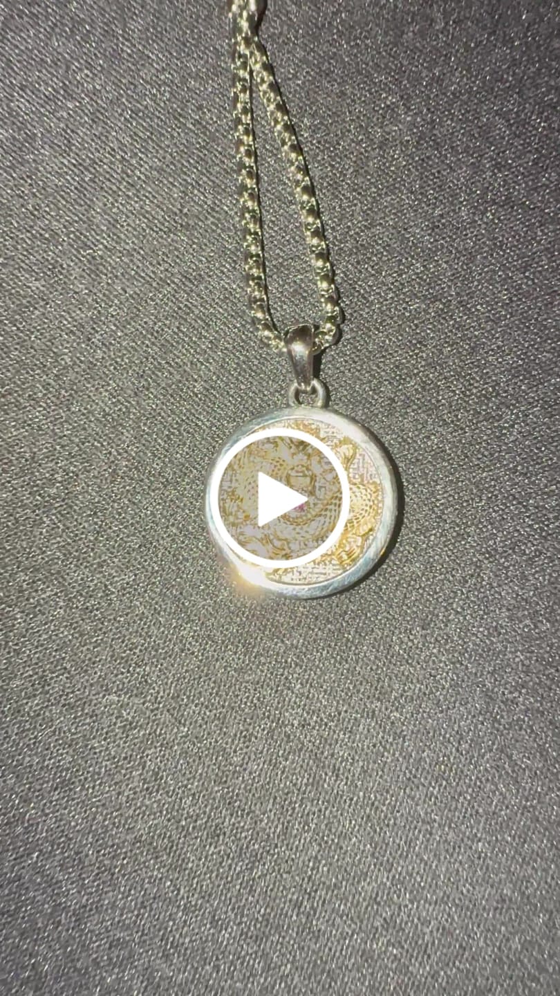 Customer video review of Dragon Pendant - AUSPICIOUS