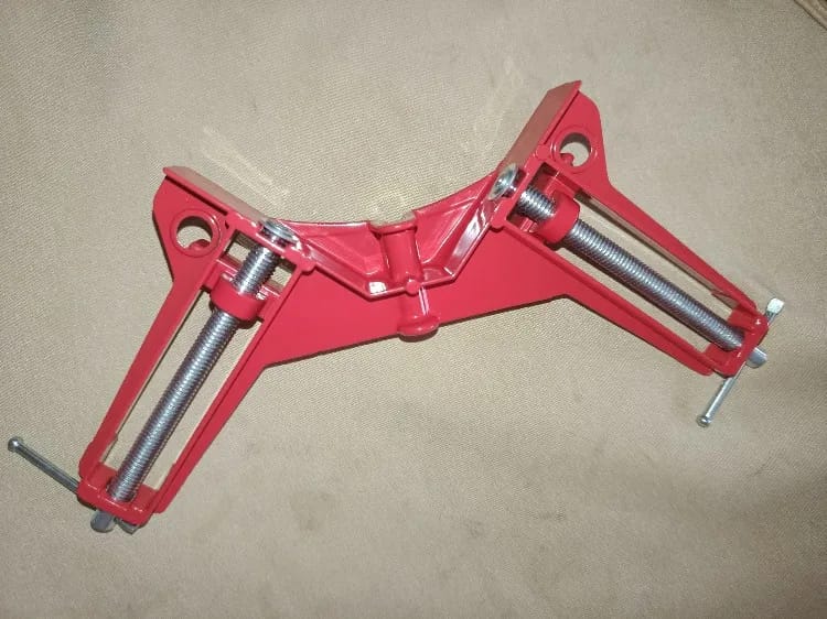 Customer photo review of 90° Corner Clamp for Frames, Boxes & Cabinets
