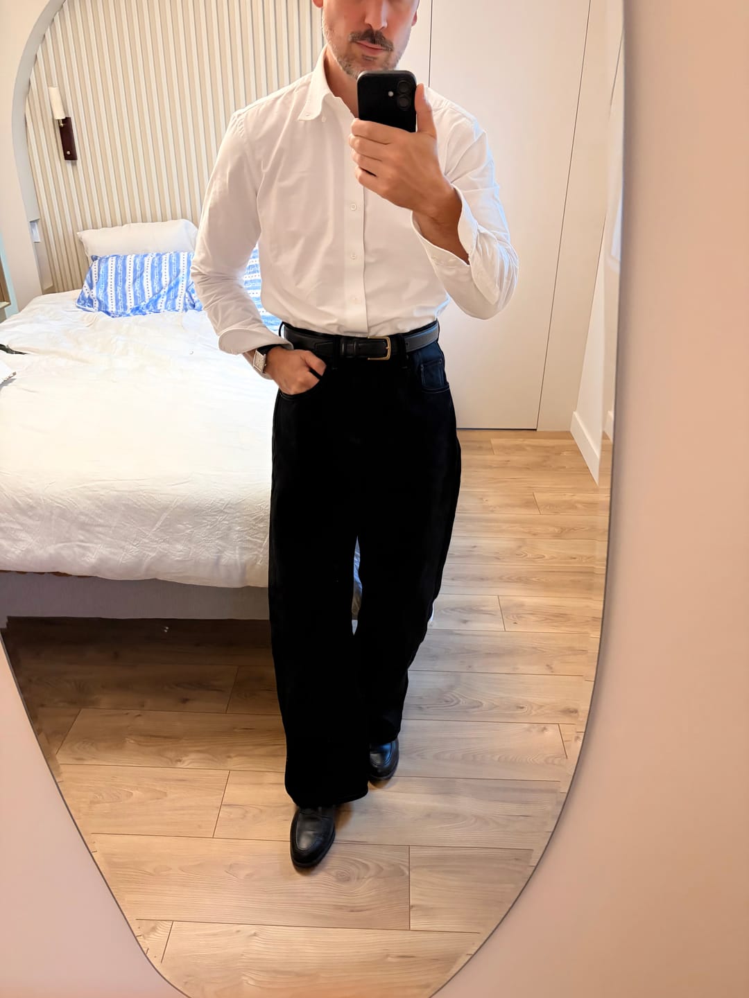 Customer photo review of 22.4OZ Carbonized Black Swordsman Wide-Leg jeans