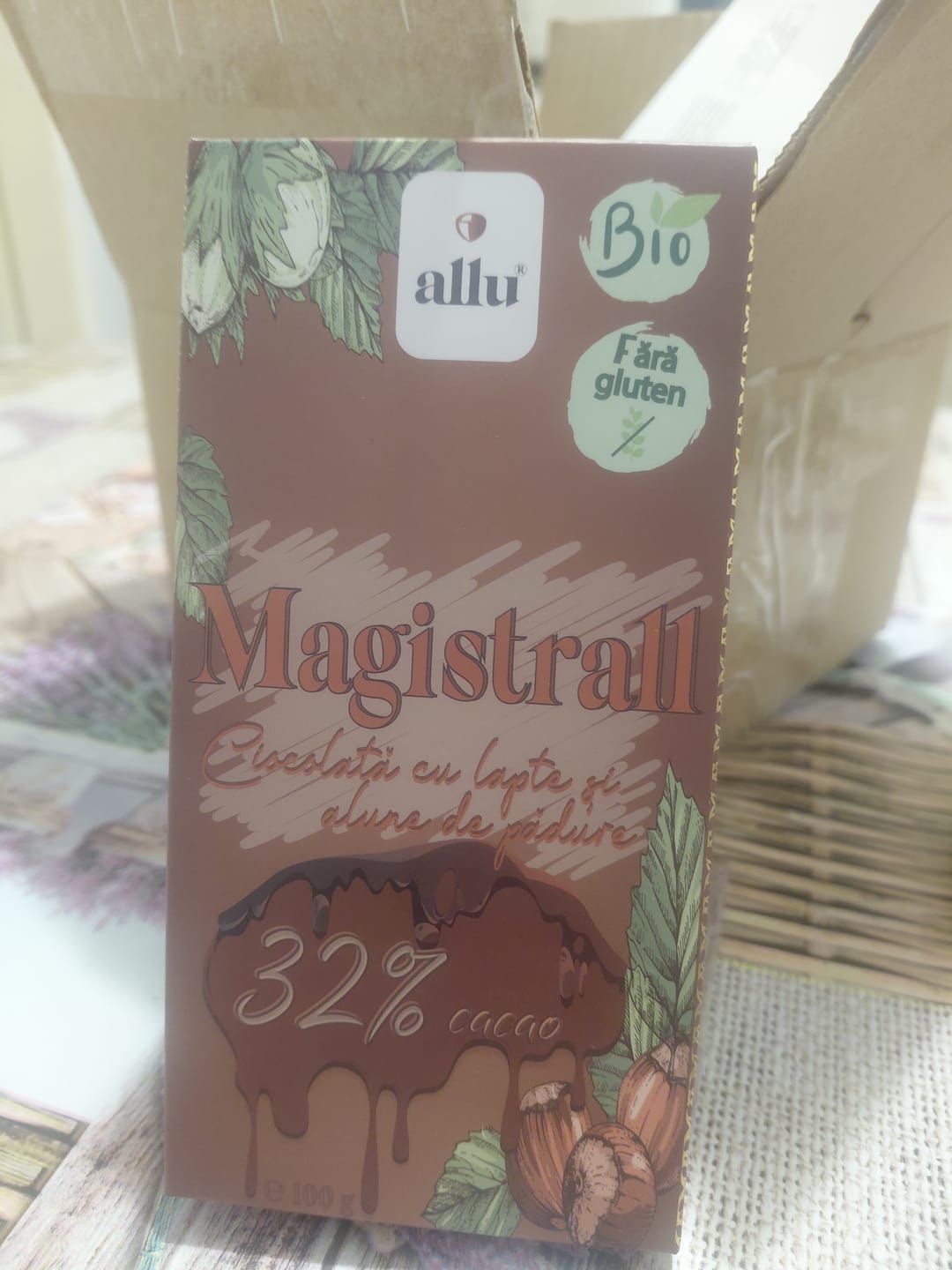 Customer photo review of Magistrall - ciocolată cu lapte și 30% alune de pădure, BIO, 100g