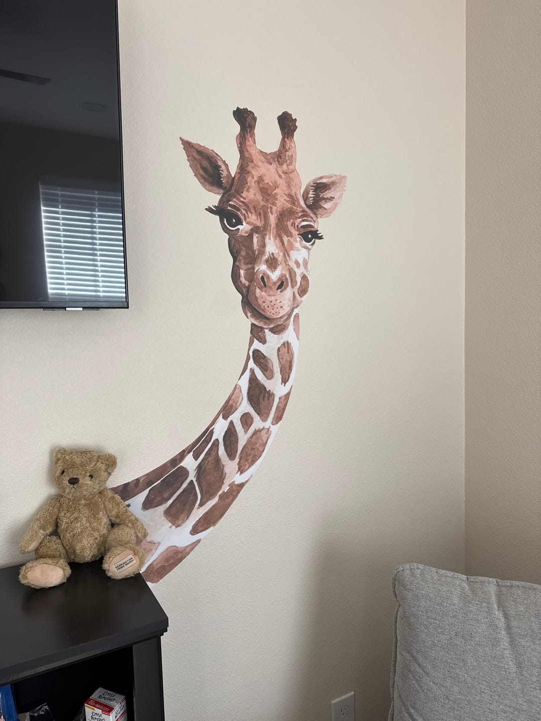Customer photo review of Peeking Giraffe