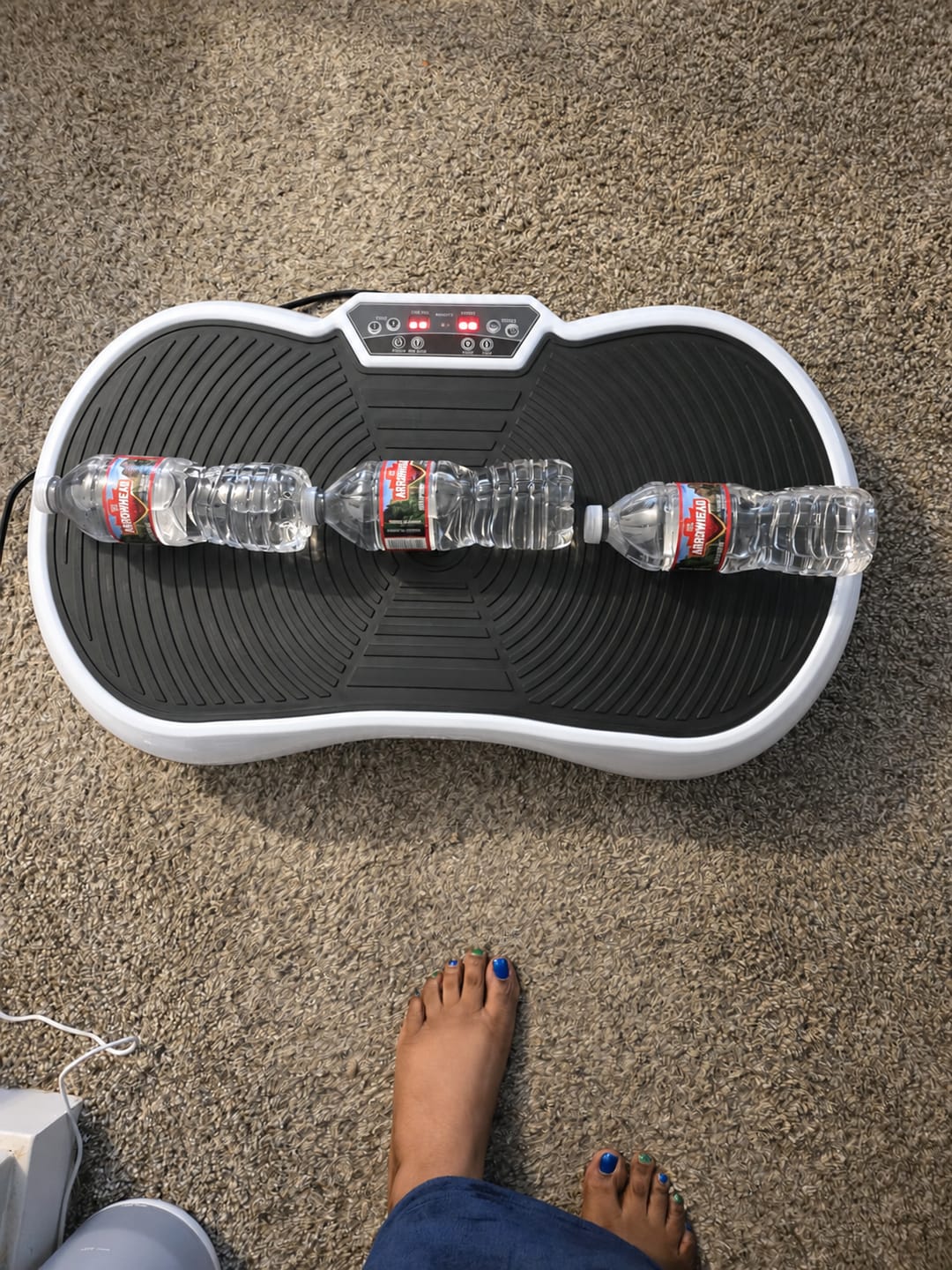 Customer photo review of Full-Body Vibration Plate Exercise Machine