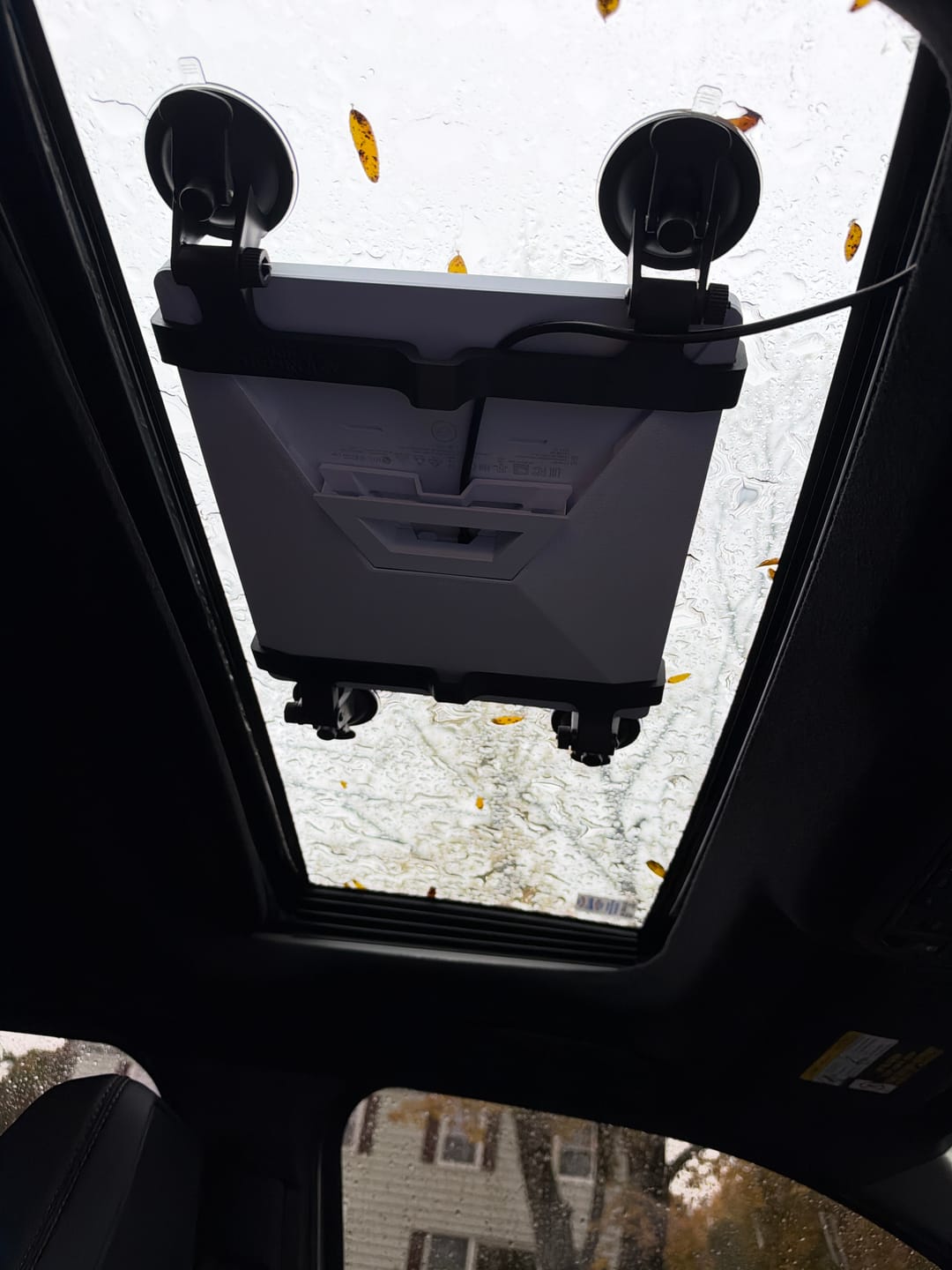 Customer photo review of Starlink Mini Suction Cup Mount - Sunroof, Glass Window Mount (UV Protected)