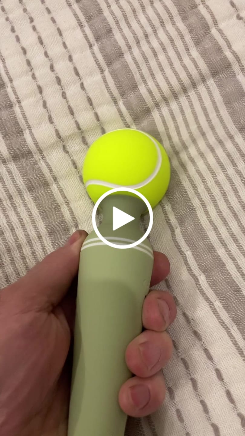 Customer video review of Smash Wand Vibrator