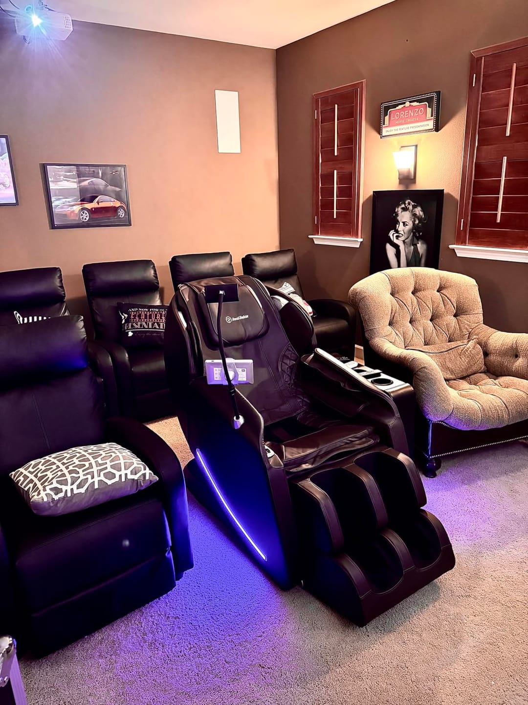 Customer photo review of Favor-06 2026 3D Zero Gravity Massage Chair Brown