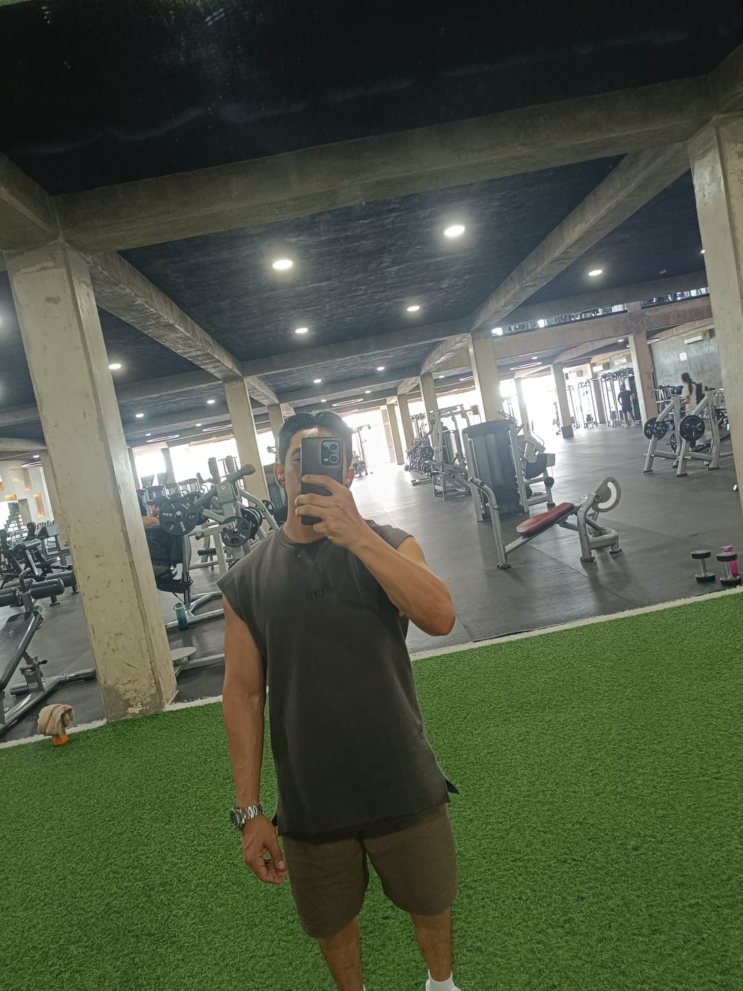 Customer photo review of NeoTerra Muscle CutOff - Dark Green