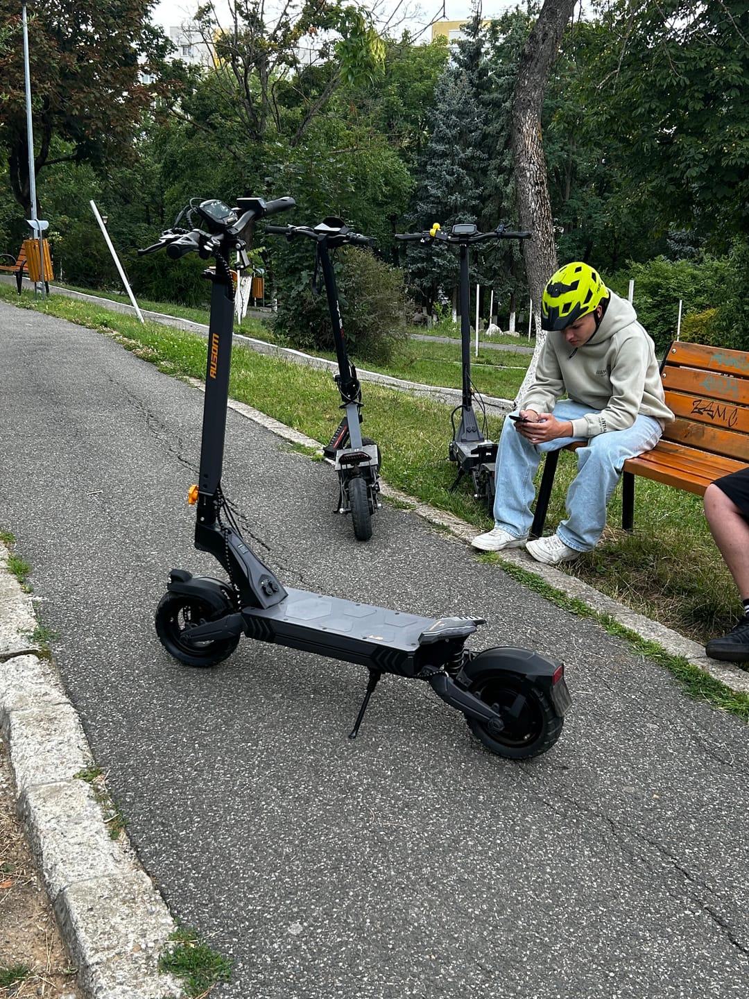 Customer photo review of Ausom L2 Electric Scooter