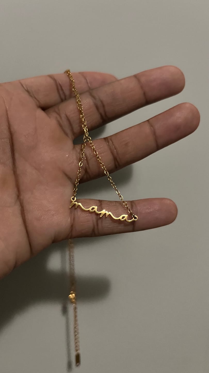 Customer photo review of 18k Gold Plated Mama Necklace