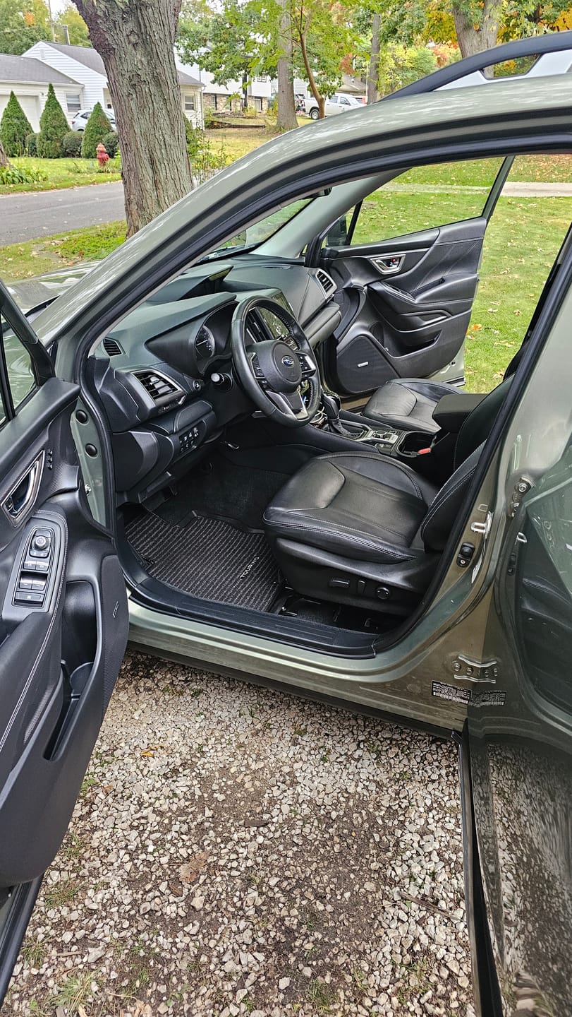 Customer photo review of BLACKLINE® BLACKOUT TRIM & TIRE DRESSING