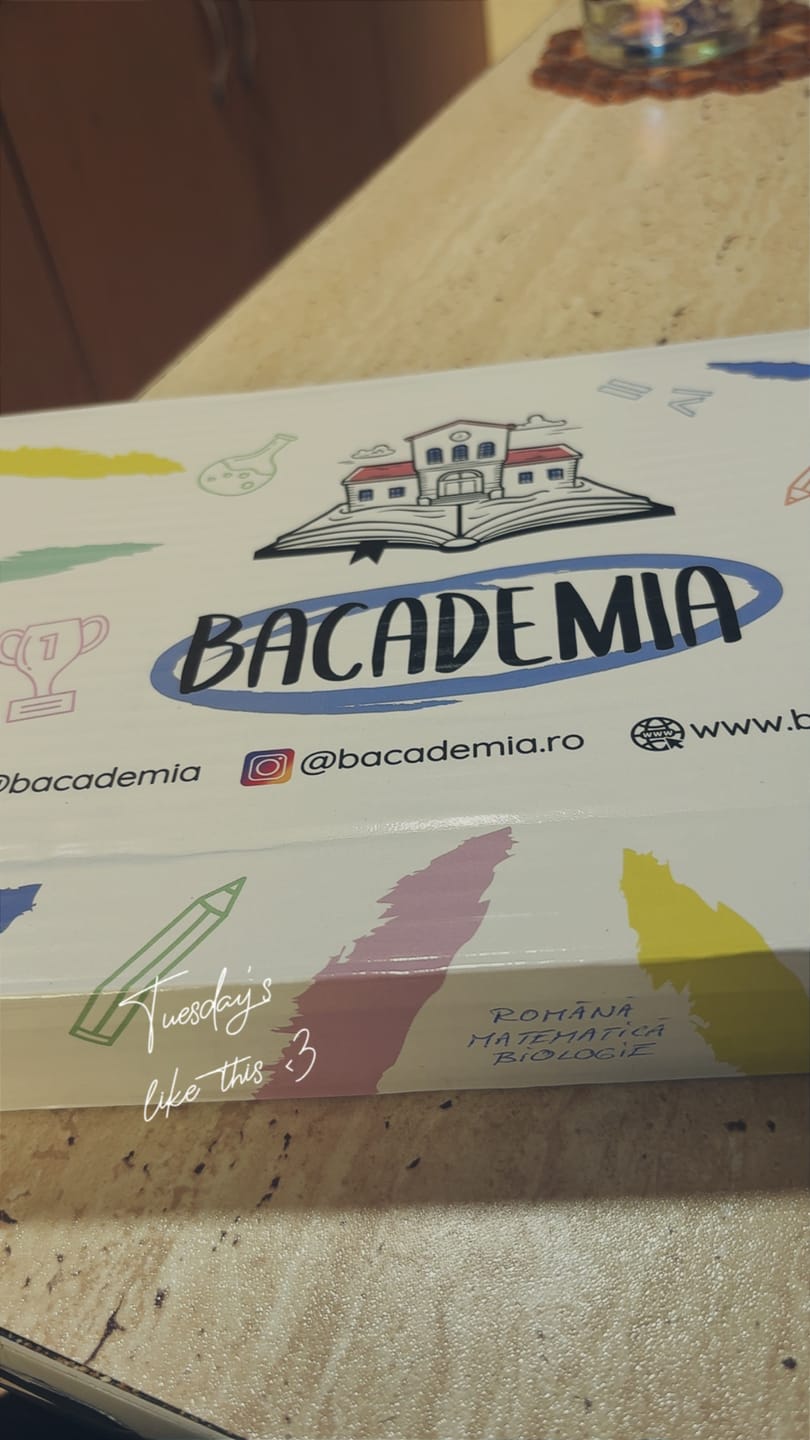 Customer photo review of Pachet Bacalaureat (Română + Matematică + Biologie Vegetală și Animală clasele IX-X) Bacademia