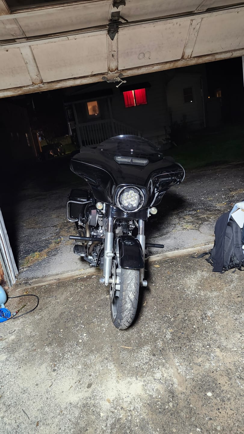 Customer photo review of Street Glide - Road King 94-23 Touring Models