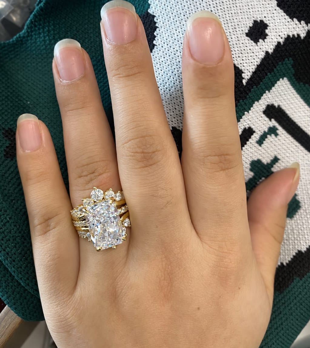 Customer photo review of S925 7.0 Carat Radiant Cut Insert Wedding Ring Set With Crown-Shaped Engagement Ring Enhancer