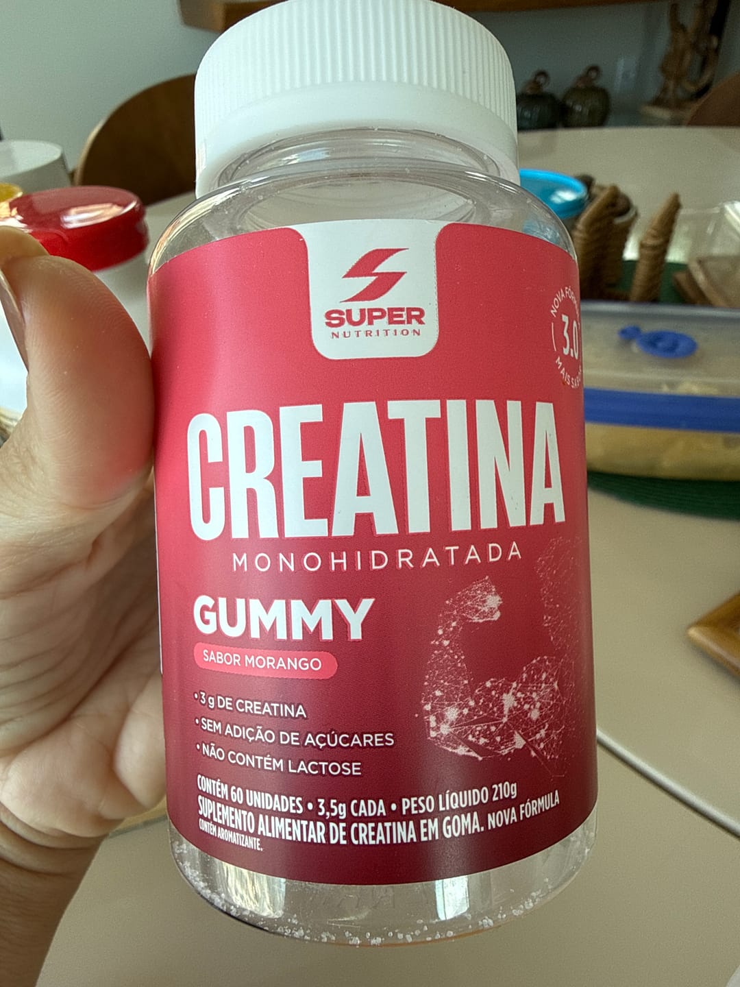 Customer photo review of Gummy Creatina Morango  (60 gomas)