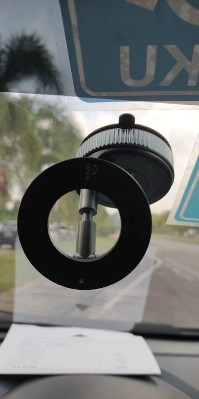 Customer photo review of AVELIK 360° Magnetic Phone Holder