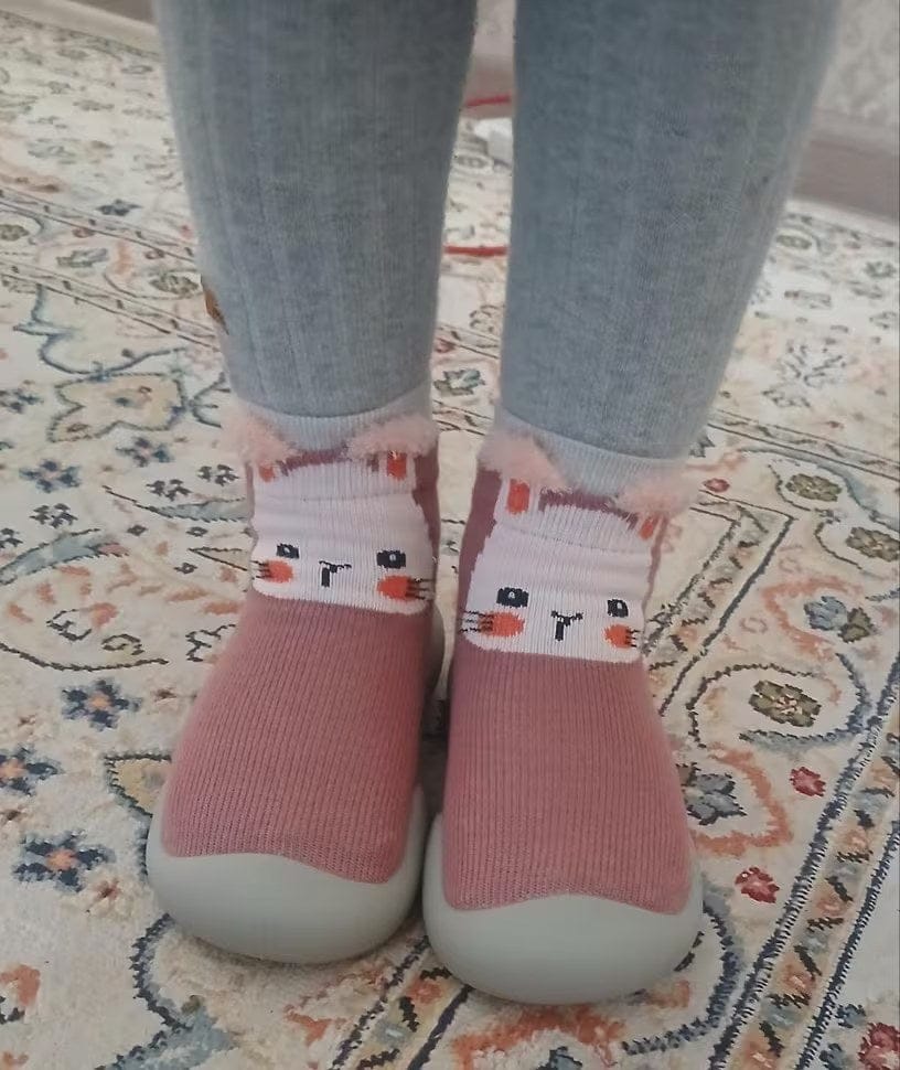 Customer photo review of Kinder Sockenschuhe | Rutschfeste Lauflernschuhe für Kleinkinder