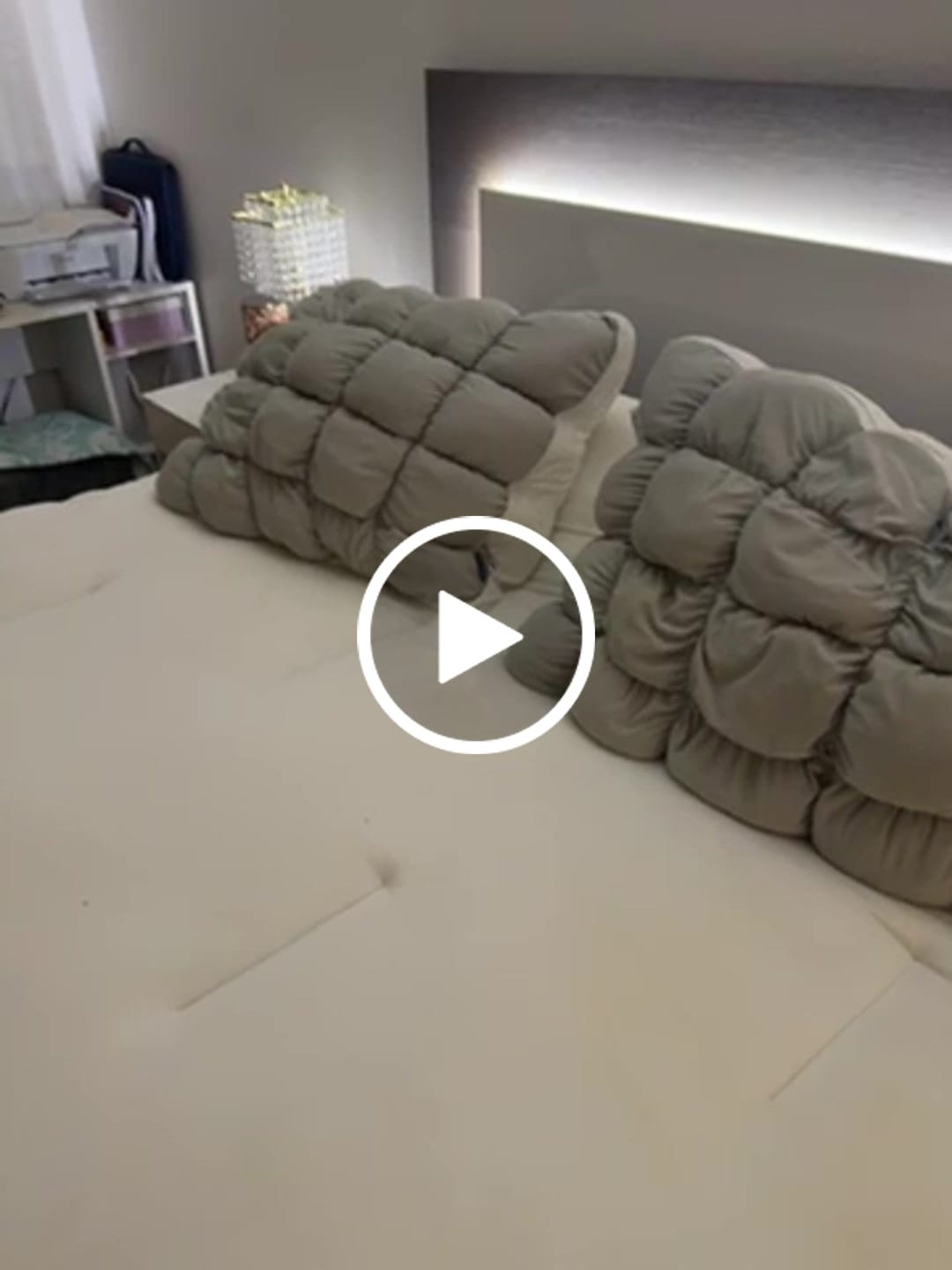 Customer video review of Puff Pillow