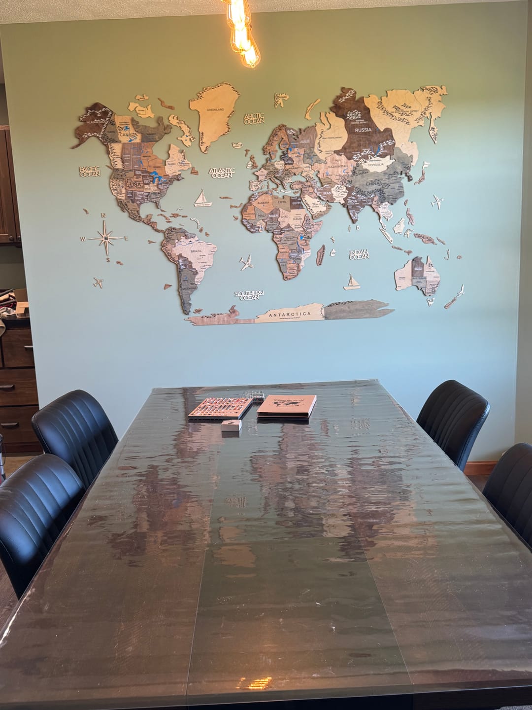 Customer photo review of 3D Wooden World Map Smokey