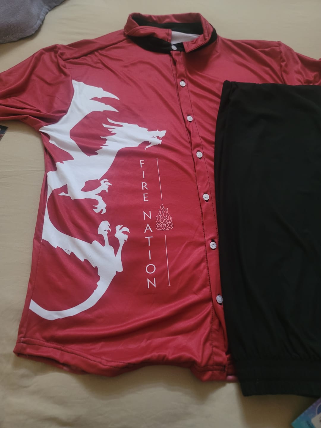 Customer photo review of Camisa Pijama Fire Nation