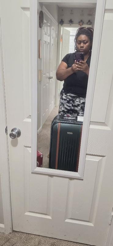 Customer photo review of Montecito 2.0 Hardside Check-in Cargo Trunk, 105 L