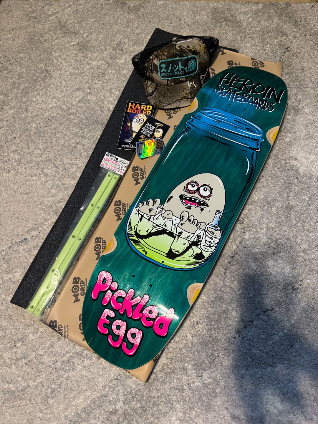 Customer photo review of HEROIN PICKLED EGG 9.0 SKATEBOARD DECK