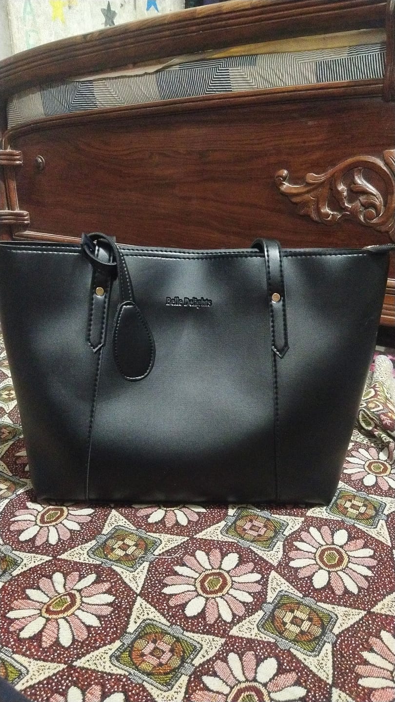 Customer photo review of Black Belle The Tote Bag
