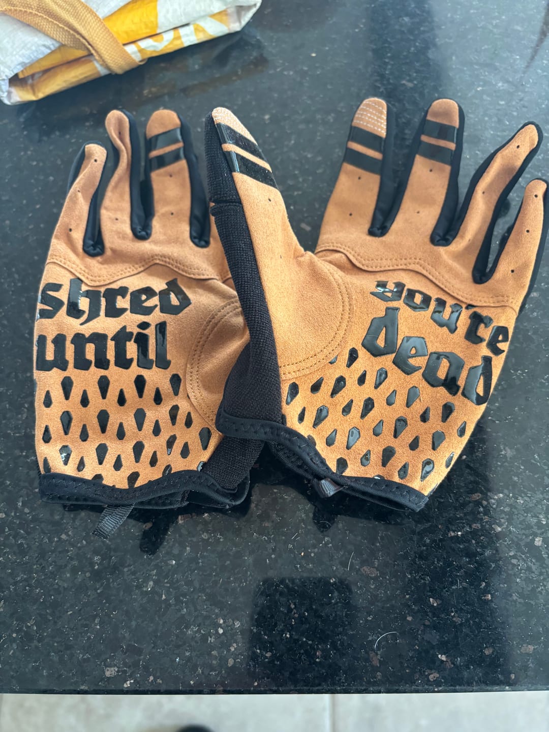 Customer photo review of Wraith | Gravity Gloves