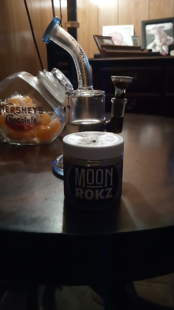 Customer photo review of Moonrocks 28 Grams