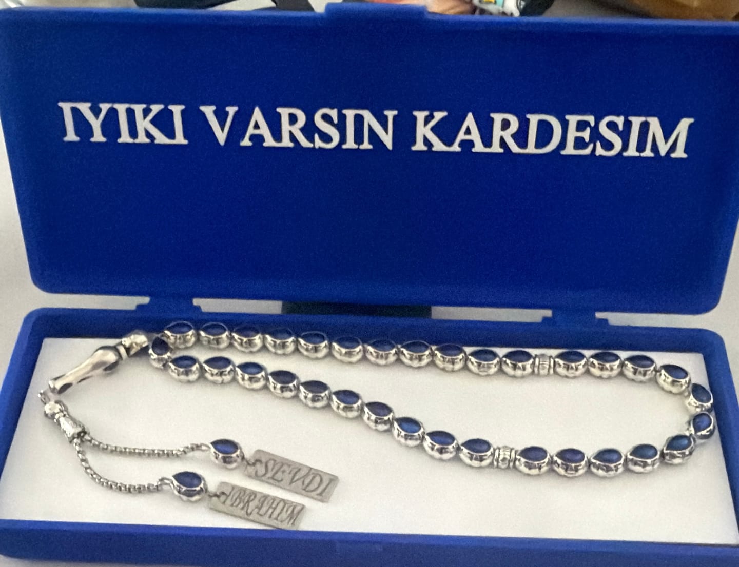 Customer photo review of Personalisierte Gebetskette (Tesbih)  – Zamak-Guss mit individueller Geschenkbox