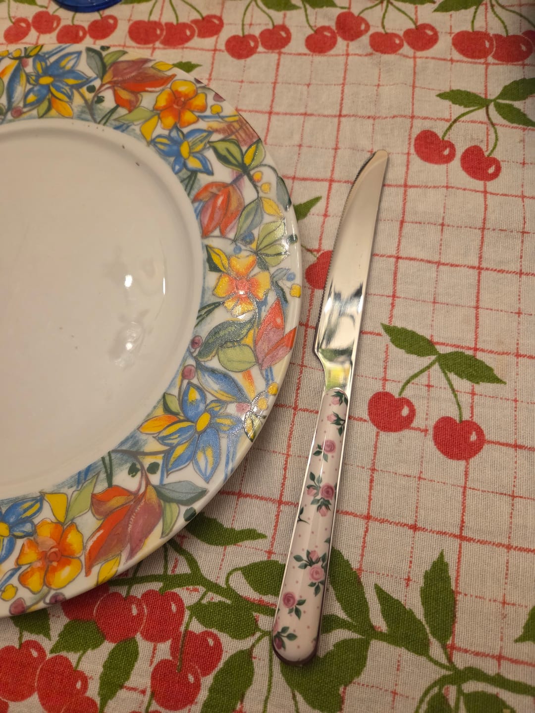 Customer photo review of Roses Petit Coltello Tavola
