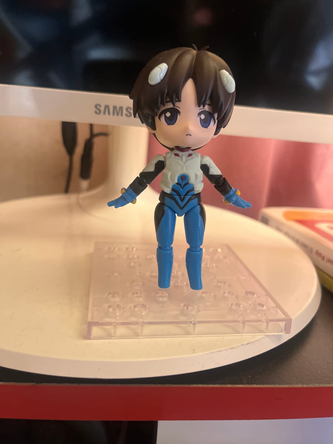 Customer photo review of Figura Sorpresa - Evangelion DaaLaMode Q Series 01 - Miracle Link - Model Kit - BLOKEES