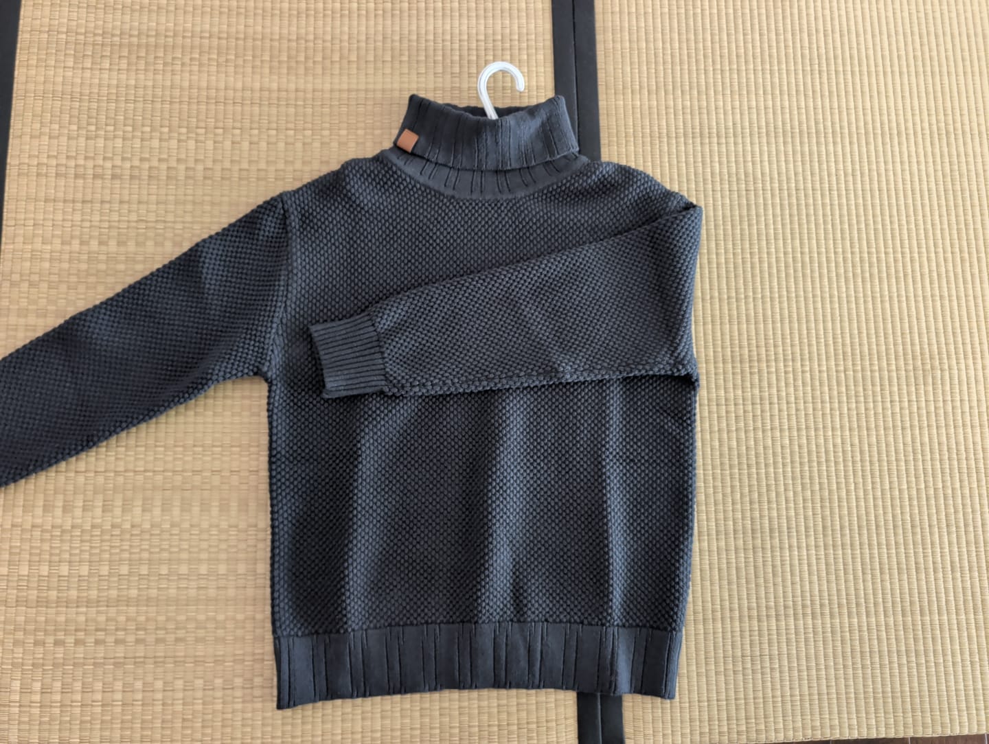 Customer photo review of Ribbed Trim Turtleneck Knitted Sweater