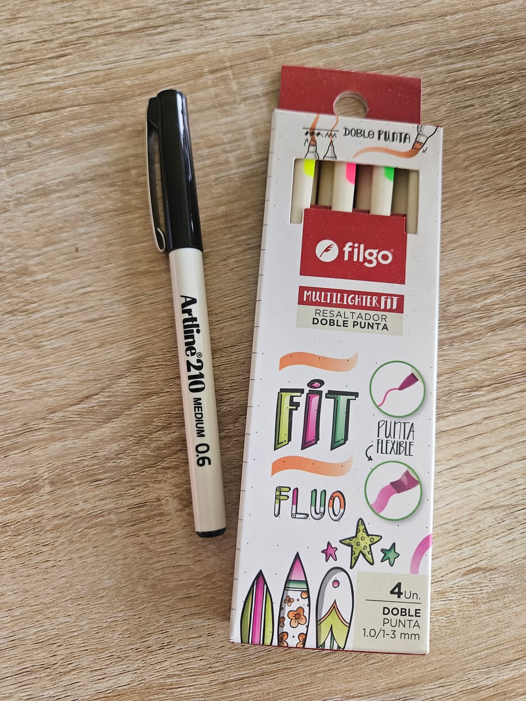 Customer photo review of Destacador Doble Punta Multi Lighter FIT Fluo Estuche 4 un