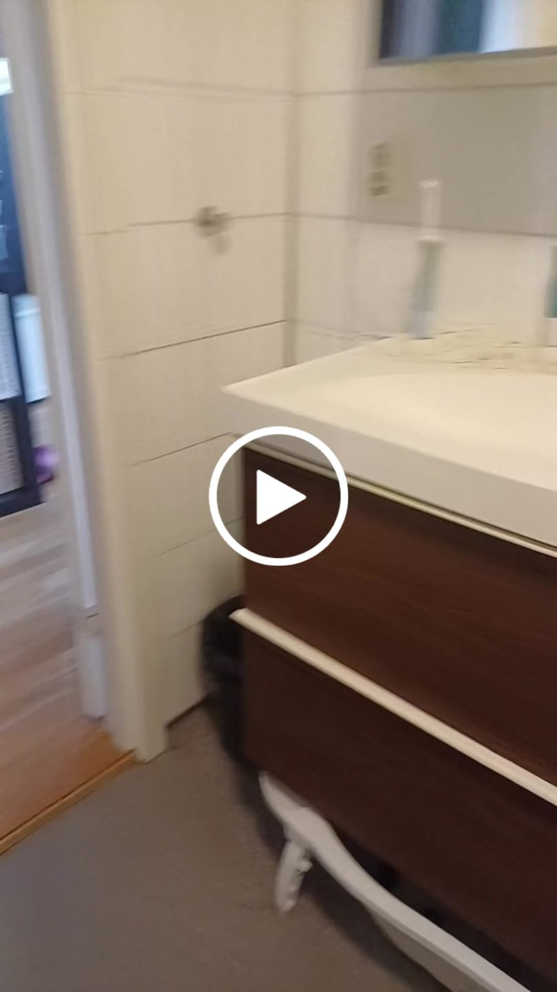 Customer video review of Walnut mocha kontaktplast