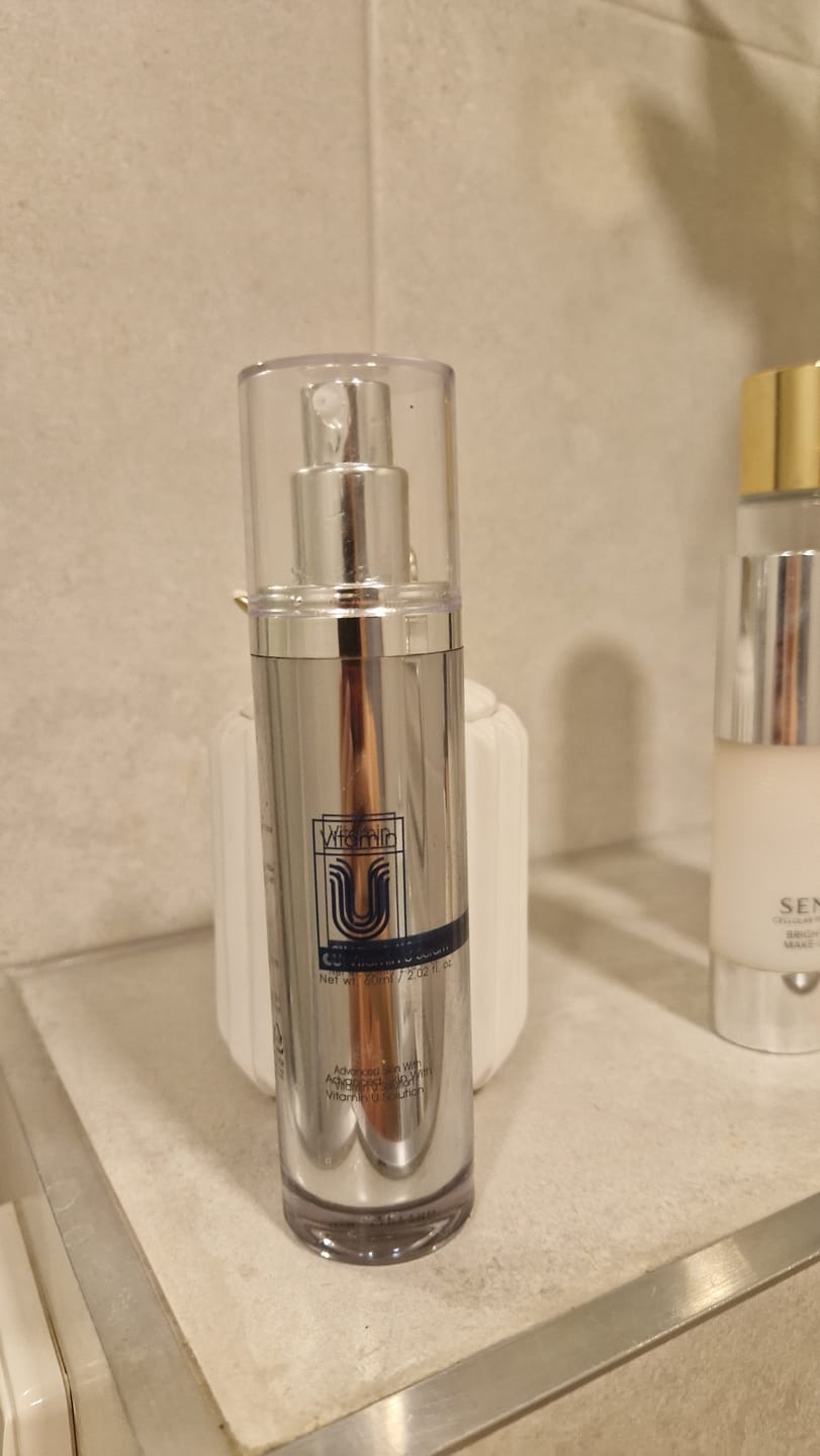 Customer photo review of CUSKIN skaistinantis drėkinamasis veido serumas su vitaminu U, 60 ml