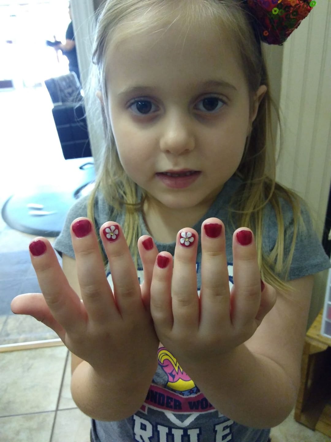 Customer photo review of Marcadores de uñas para niñas