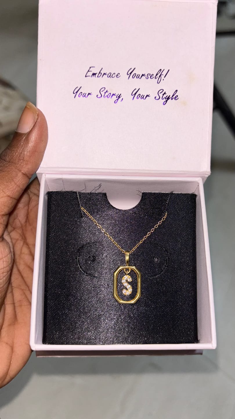 Customer photo review of Initial Letter S Pendant