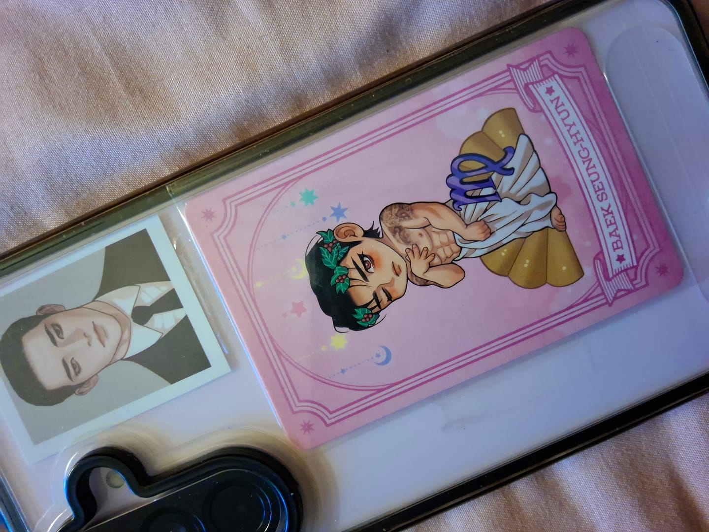 Customer photo review of Monthly Horoscope - Virgo Acrylic Keyring