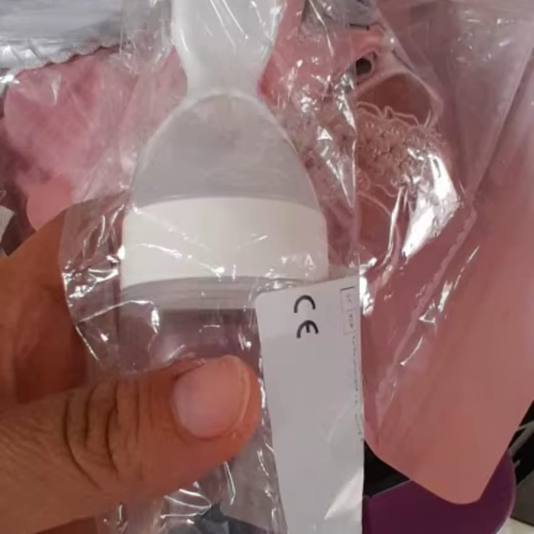 Customer photo review of Biberón cuchara para papillas sin manchas