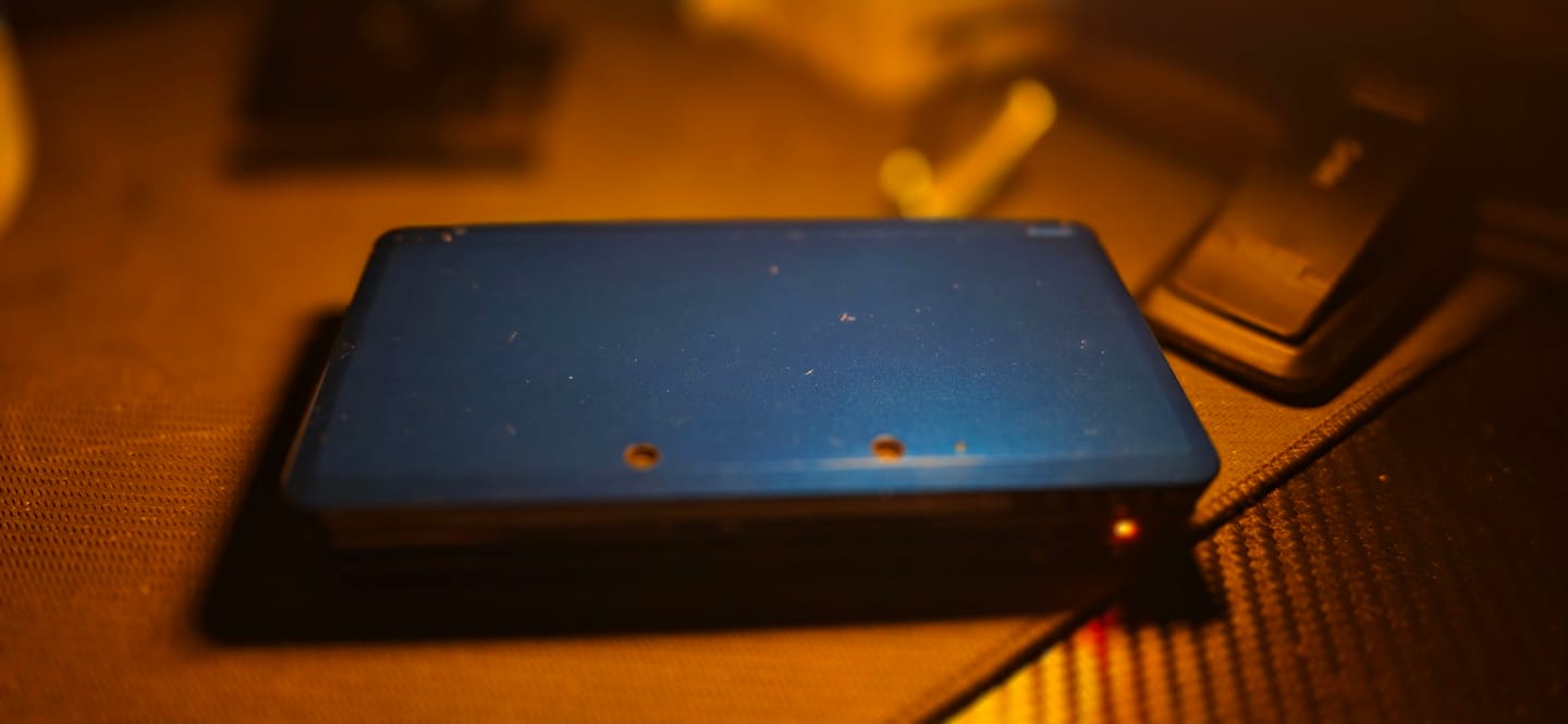 Customer photo review of Nintendo 3DS - Blue