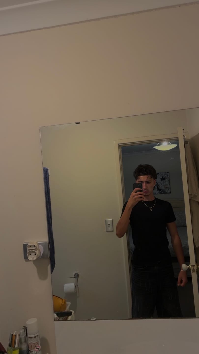 Customer photo review of Fitted Ribbed Tee - Black
