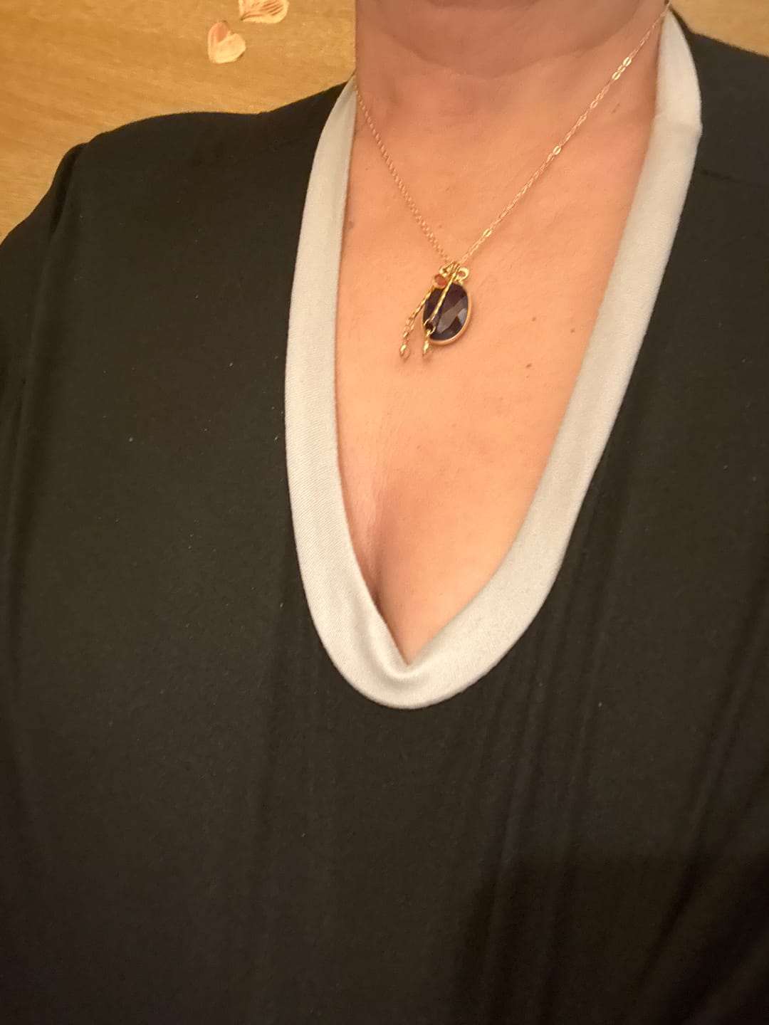 Customer photo review of Voix claire — Collier Améthyste, Pierre de lune & Cornaline #13